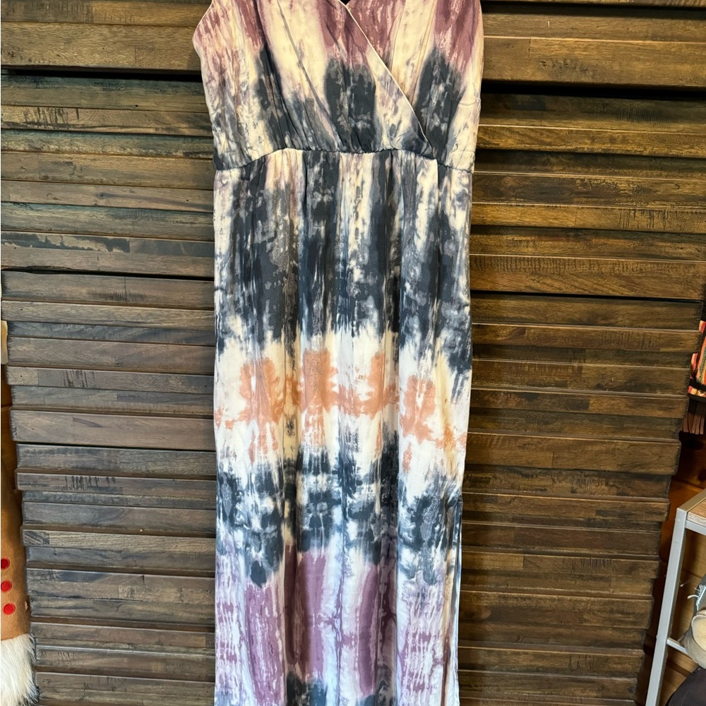 One Clothing Blue Purple Burgundy Tie Dye V-Neck Maxi Dress MED Ombre